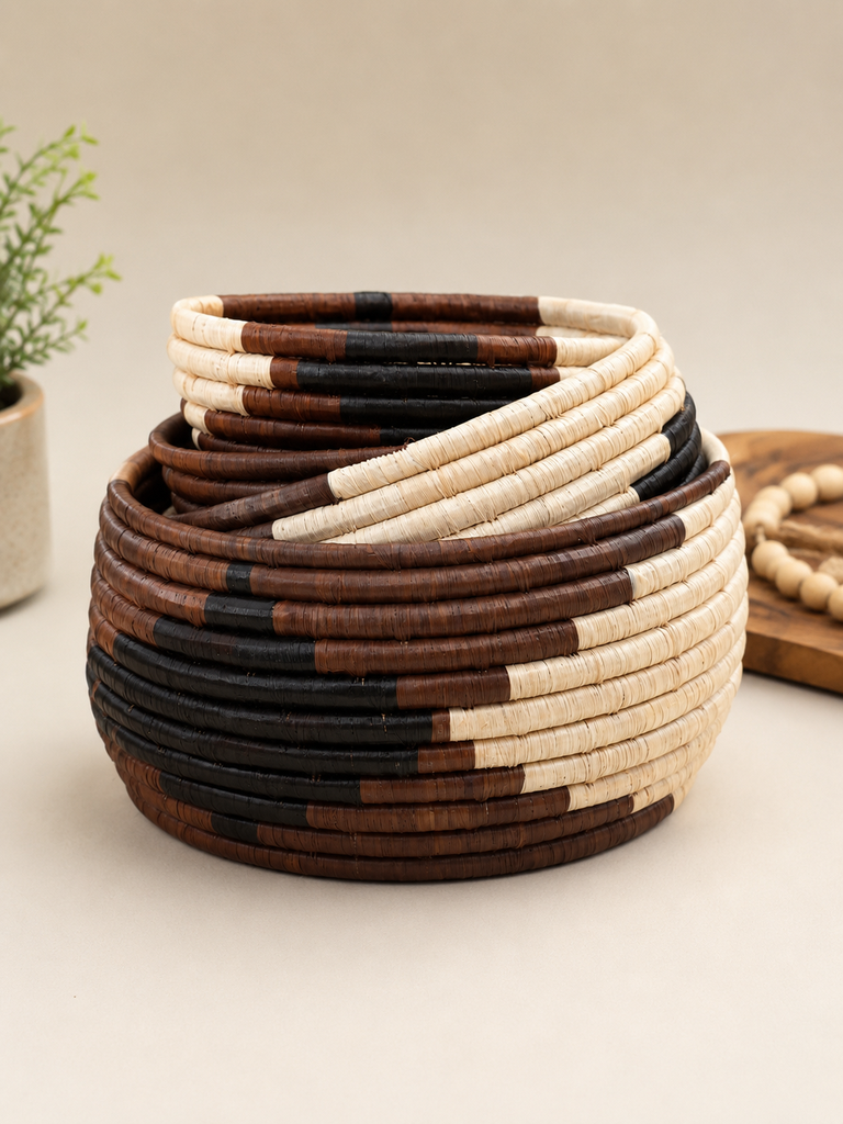 Nesting Bowls: Layered Beauty