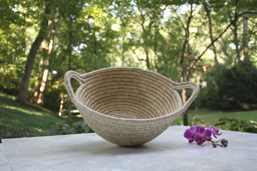 Bangladesh Seagrass Bowl: Light Form, Lasting Good