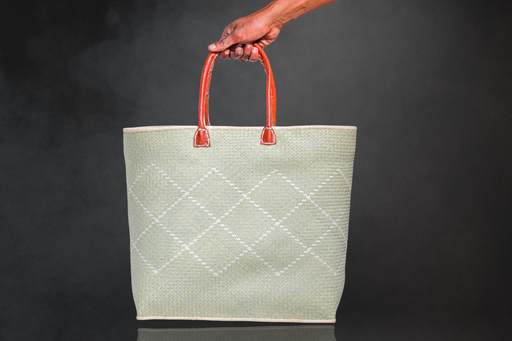 [MDT3] Handwoven Madagascar Diamond Tote: Island Chic